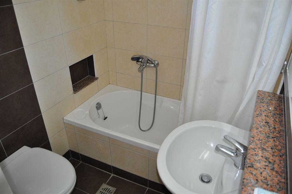 Phaistos Hotel Tolo Luaran gambar